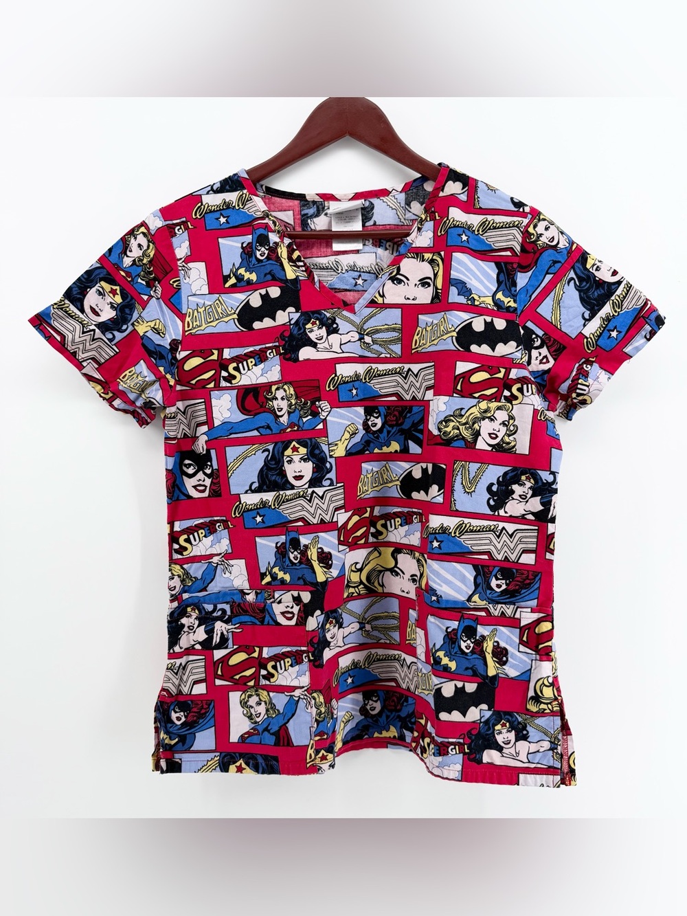 DC Comics Women's Scrub Top Size S Justice League Wonder Woman Supergirl Batgirl